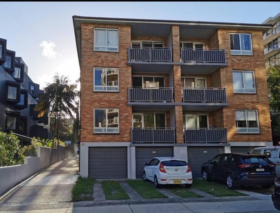 Close To The Famous Bondi Beach In Australia Sydney Exterior photo